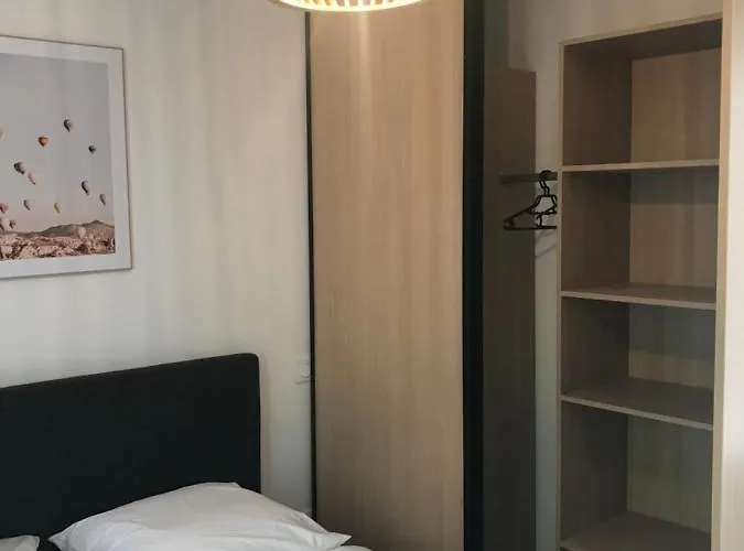 Maison 8 Personnes Bourg بيت للعطل بيسكاروس