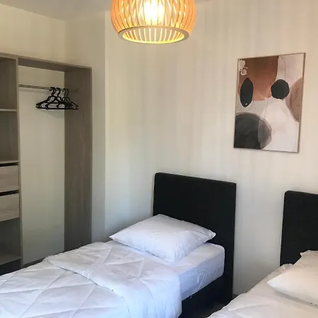 Dom wakacyjny Maison 8 Personnes Bourg *